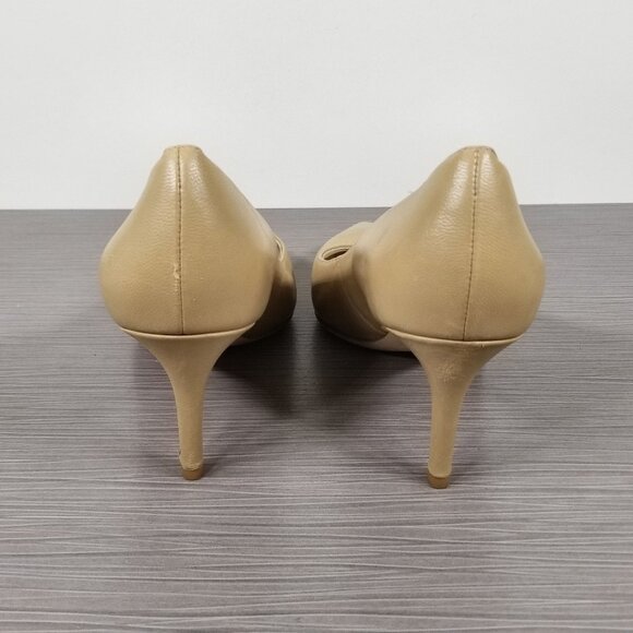 Via Spiga Nikole Pointy Toe Pump, Tan Leather, Womens Size 7 M / 37 - Picture 5 of 12